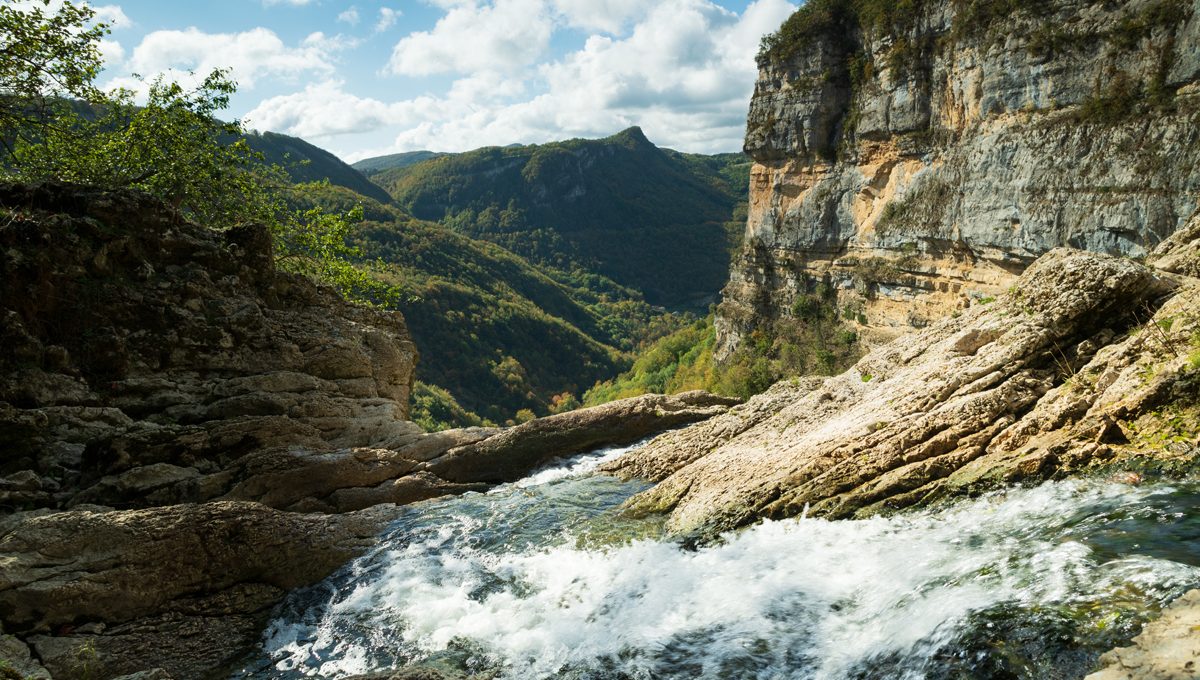Cascades du Haut-Bugey situées à quelques kilomètres de l'hôtel l'Ange de la Vallée